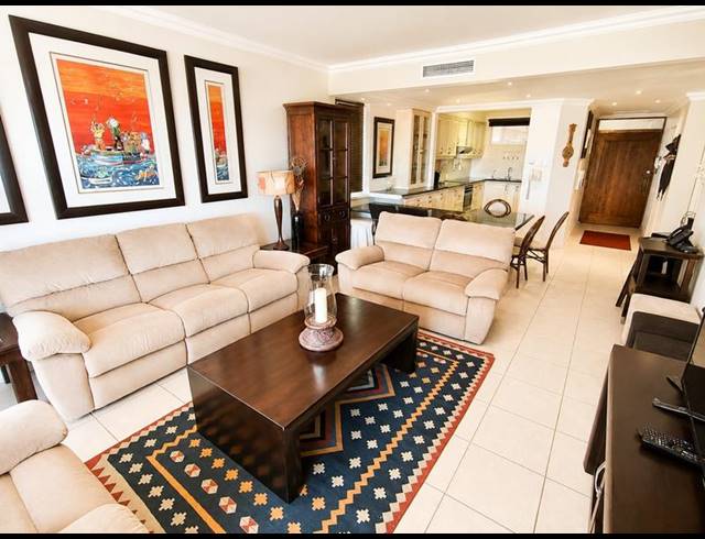 2 BEDROOM APARTMENT FOR SALE IN UMHLANGA CENTRAL